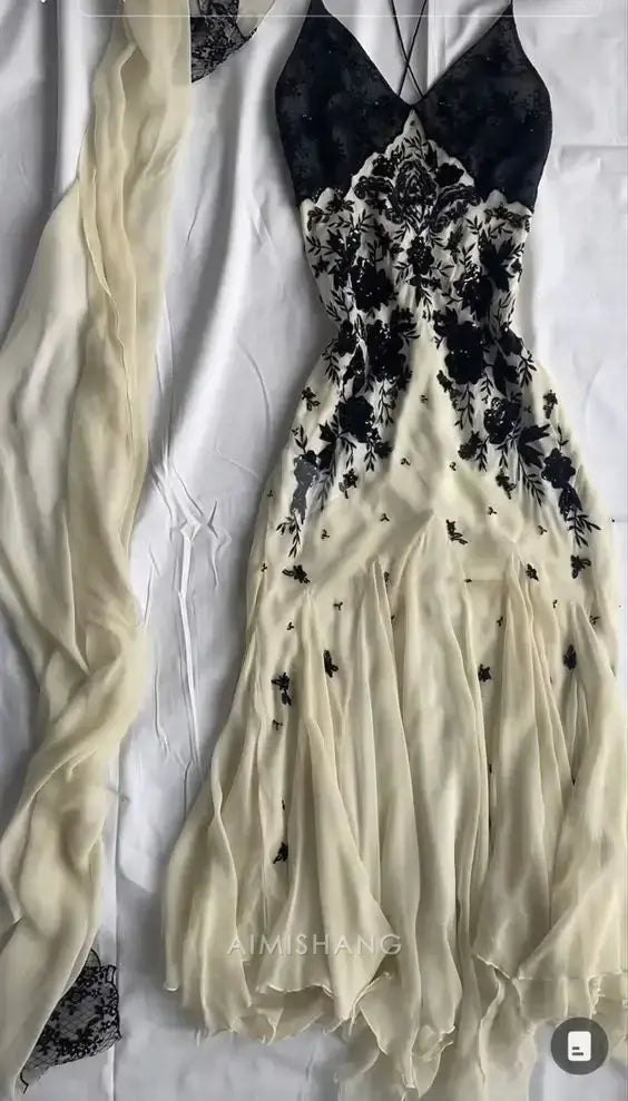 Aimishang Charming Spaghetti Straps V-neck Sleeveless Formal Prom Dress Elegant Evening Party Dress with Appliques