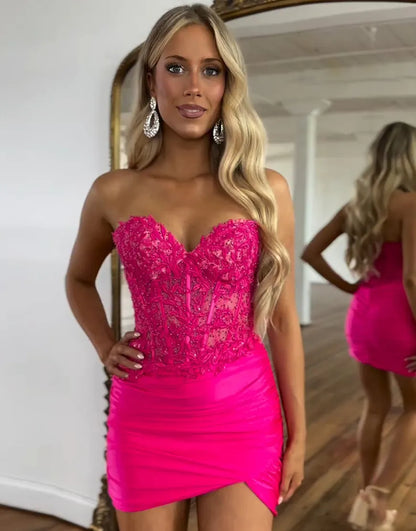 Aimishang Charming Strapless Homecoming Dress Tight Short Graduation Dress with Appliques