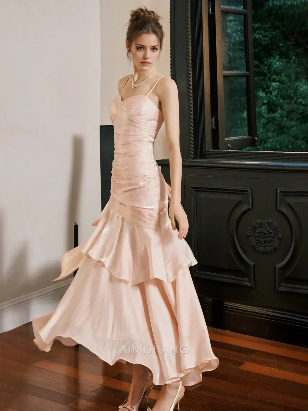 Aimishang Charming Sweetheart Spaghetti Straps Tiered Pleated Sleeveless Long Formal Prom Dress Elegant Party Evening Gowns Chic Graduation Wedding Guest Dress