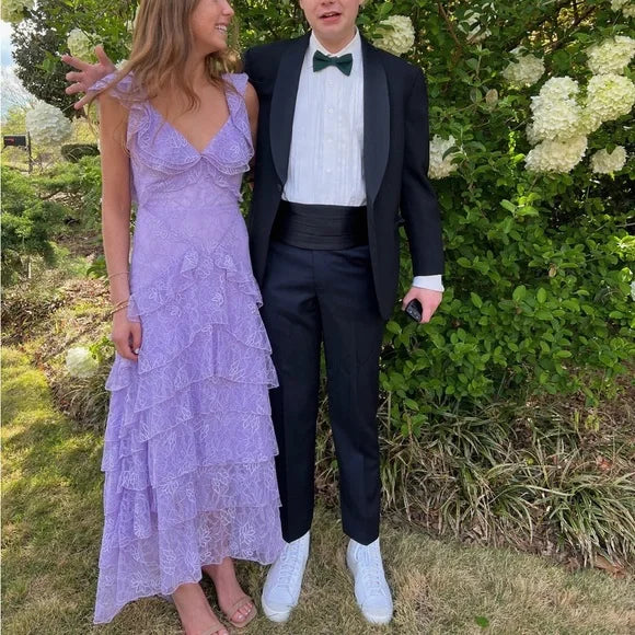 Aimishang Charming V-neck Layered Lace Long Prom Dress Sweet Party Evening Gown Elegant Formal Graduation Dress