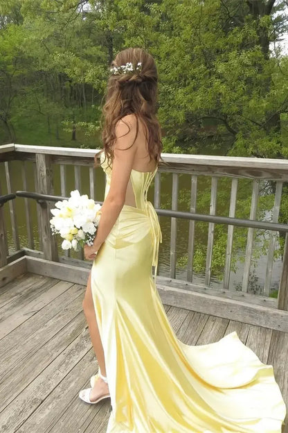 Aimishang Charming Yellow Mermaid Strapless Sleeveless Evening Party Dress Sexy Long Formal Graduation Dress With Slit