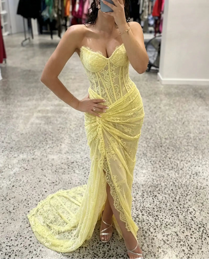 Aimishang Charming Yellow Mermaid Strapless Sleeveless Ruched Lace Long Prom Dress Women Gown With Slit