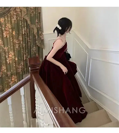 Aimishang Chic A Line Spaghetti Straps Velvet Long Prom Dress Elegant Evening Party Dress