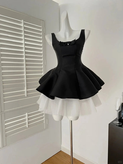 Aimishang Chic Black A Line Straps Square Sleeveless Short Homecoming Dress Summer Mini Birthday Party Dress