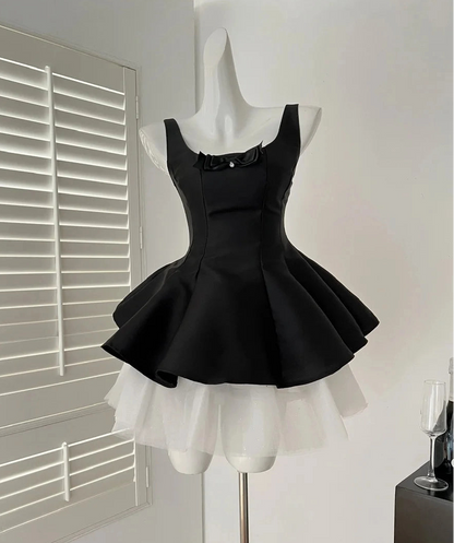 Aimishang Chic Black A Line Straps Square Sleeveless Short Homecoming Dress Summer Mini Birthday Party Dress