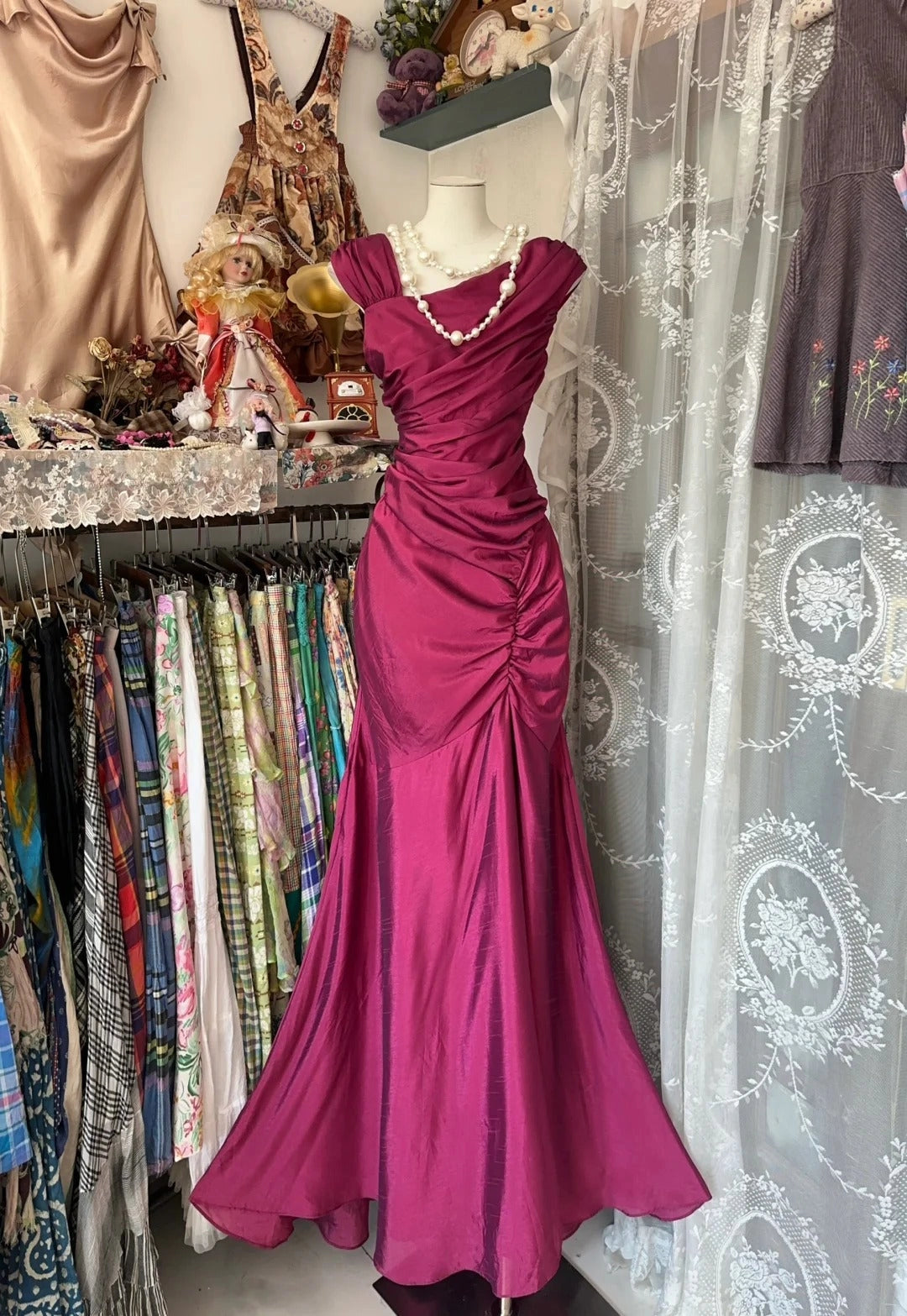 Aimishang Chic Mermaid Sleeveless Satin Long Formal Prom Dress Elegant Wedding Guest Party Dress