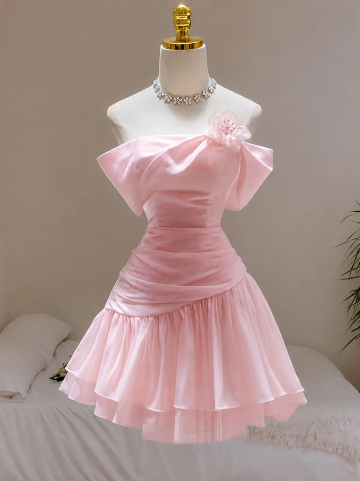 Aimishang Chic Off the Shoulder A Line Short Summer Homecoming Dress Elegant Graduation Party Dress With Flower