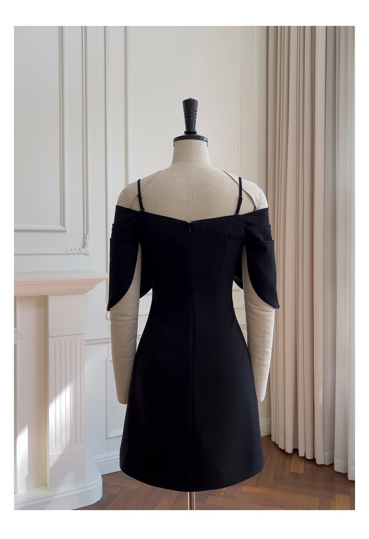 Aimishang Classy A Line Spaghetti Straps Black Short Homecoming Dress Summer Graduation Party Dress