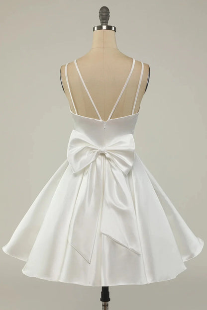 Aimishang Cute A-Line Spaghetti Straps Plunge V-Neck Sleeveless Back Bow Satin Short Homecoming Dress Women Party Gown