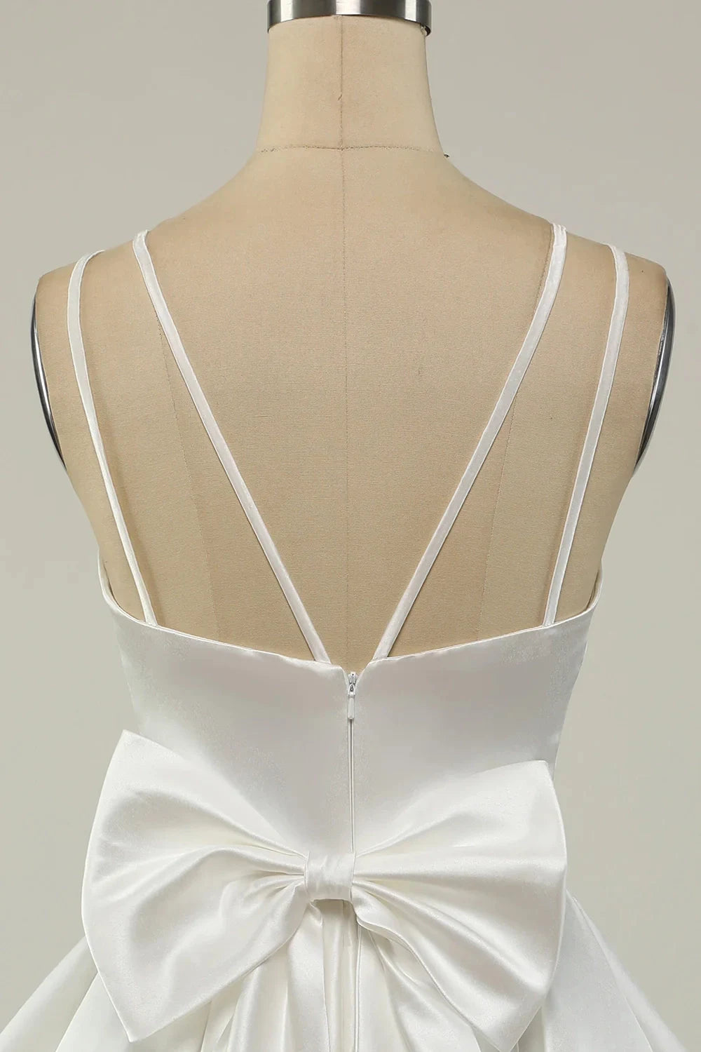 Aimishang Cute A-Line Spaghetti Straps Plunge V-Neck Sleeveless Back Bow Satin Short Homecoming Dress Women Party Gown