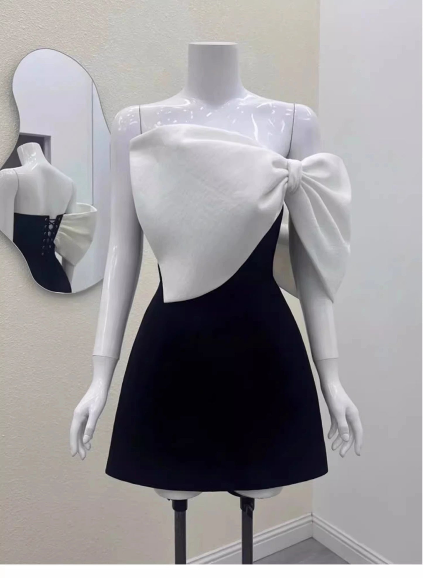 Aimishang Cute A Line Strapless Sleeveless Lace-Up Back Short Homecoming Dress Chic Birthday Party Dress With Bow