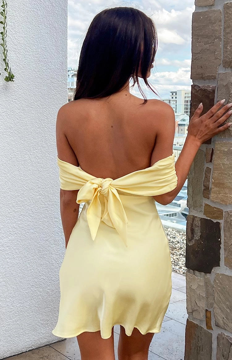 Aimishang Cute Yellow Satin Off the Shoulder Mini Short Summer Homecoming Dress Lovely Graduation Party Dress