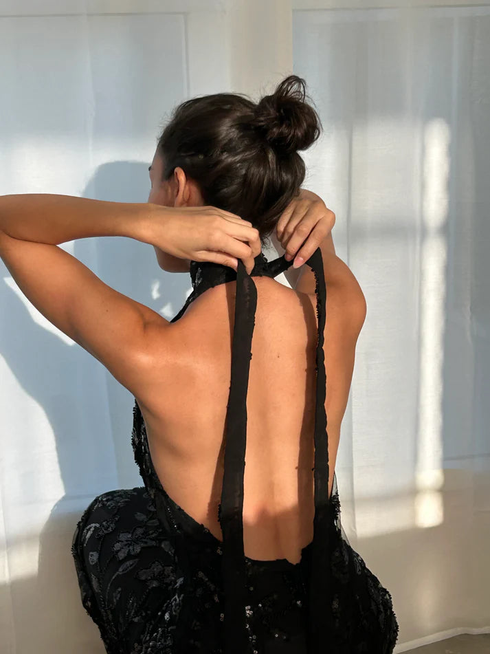 Aimishang Sexy Deep V-neck Halter Sleeveless Long Prom Dress Charming Evening Party Dress