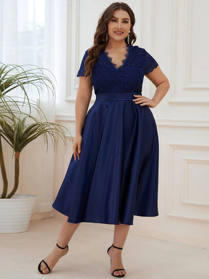 Wholesa Plus Size Lace Cap Sleeve V neck Midi Formal Dress