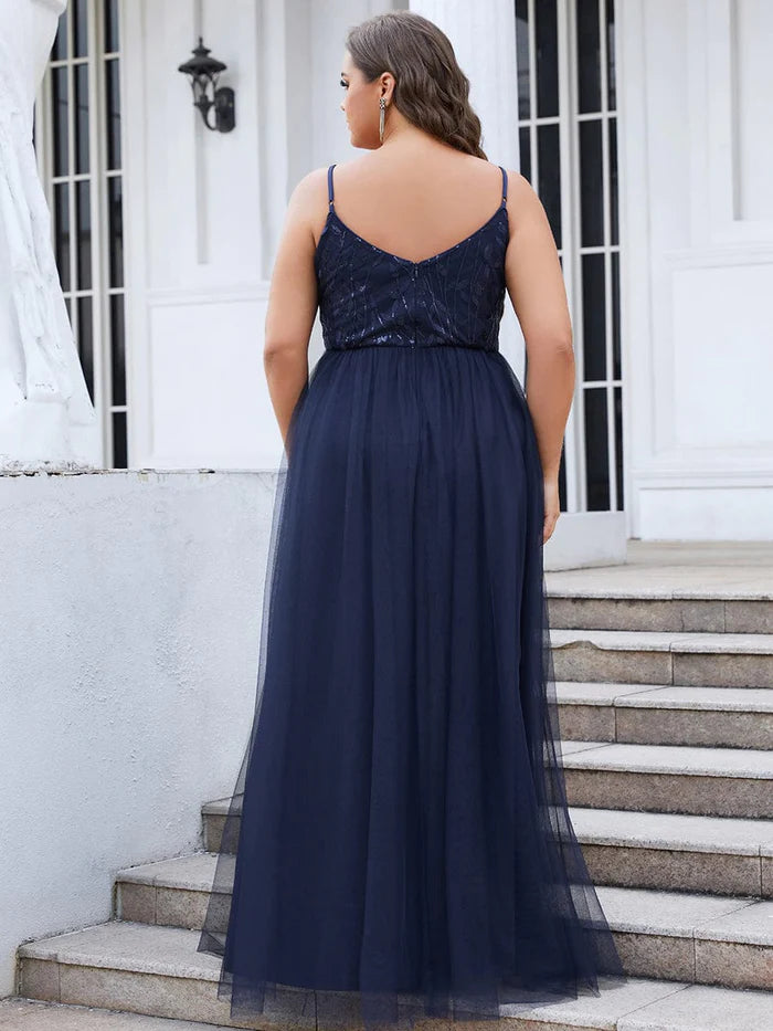 Wholesa V Neck Spaghetti Strap Embroidered Maxi Tulle Wedding Guest Dress