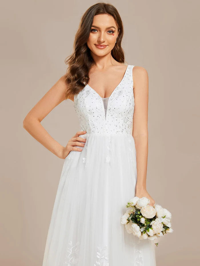 Wholesa Sleeveless V-Neck A Line Embroidered Wedding Dress