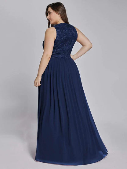 Wholesa Plus Size Sleeveless Maxi Long A Line Lace Bridesmaid Dresses