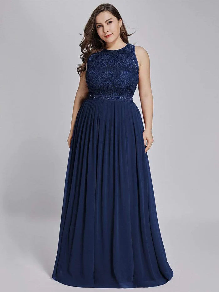 Wholesa Plus Size Sleeveless Maxi Long A Line Lace Bridesmaid Dresses