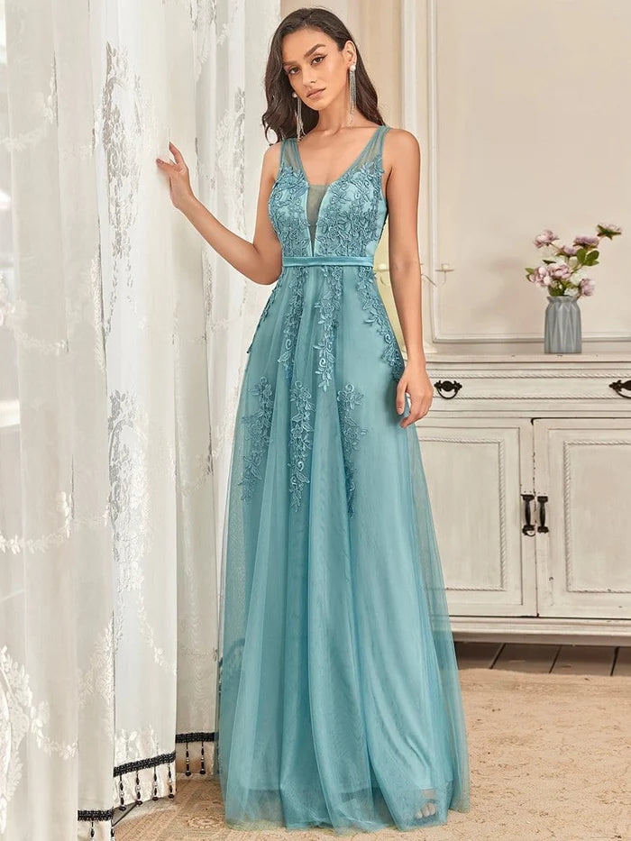 Wholesa Elegant Sleeveless Applique Flowy Tulle Evening Dress