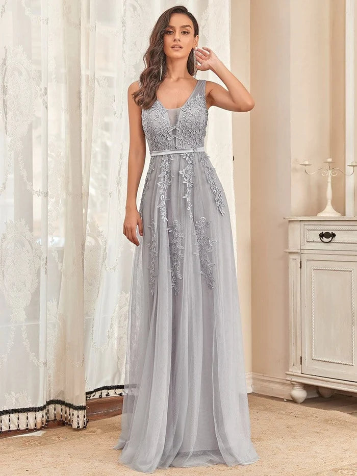 Wholesa Elegant Sleeveless Applique Flowy Tulle Evening Dress