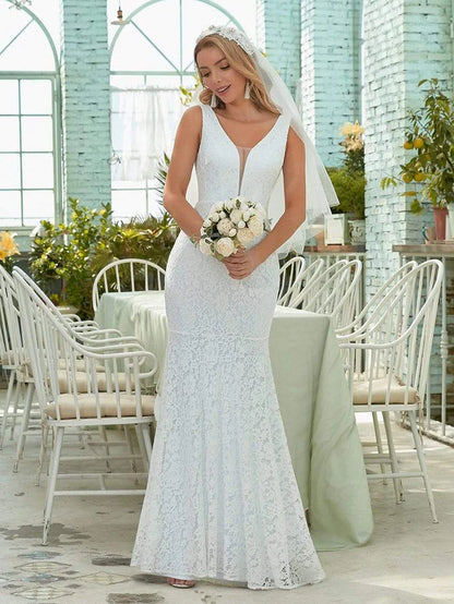 Wholesa Dainty Deep V Neck Sleeveless Fishtail Lace Wedding Dress