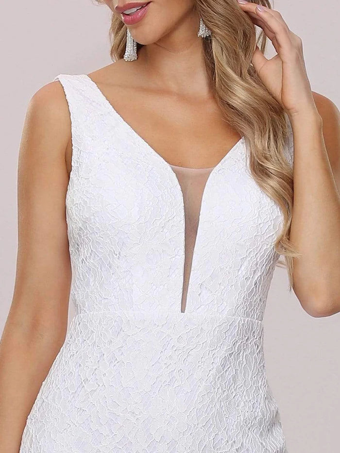 Wholesa Dainty Deep V Neck Sleeveless Fishtail Lace Wedding Dress