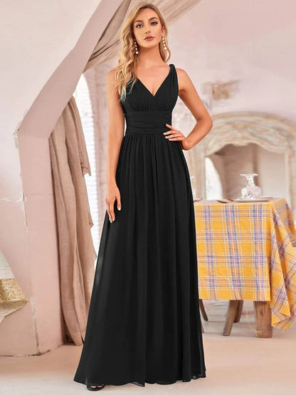 Wholesa Elegant Sleeveless V-Neck Maxi Chiffon Bridesmaid Dress