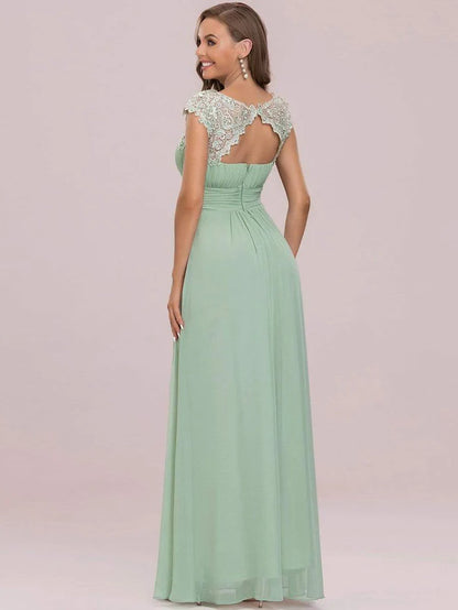 Wholesa Elegant Lace Cap Sleeve Maxi Long Chiffon Bridesmaid Dress