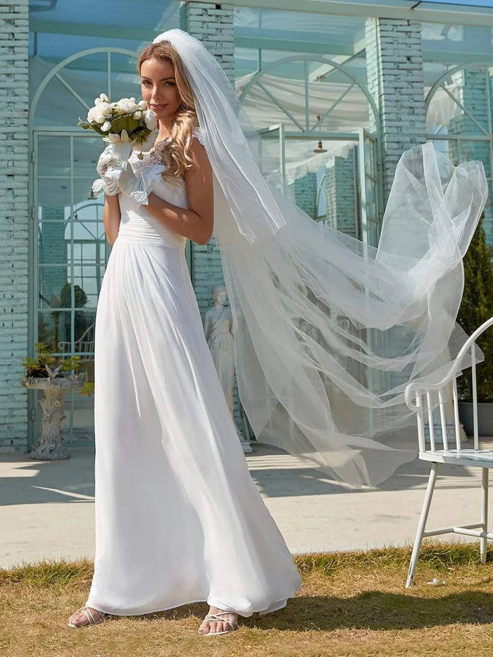 Wholesa Plain Pleated Chiffon Wedding Dress with Lace Decorations