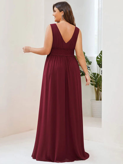 Wholesa Plus Size V-Neck Sleeveless Pleated Chiffon Bridesmaid Dress with Slit