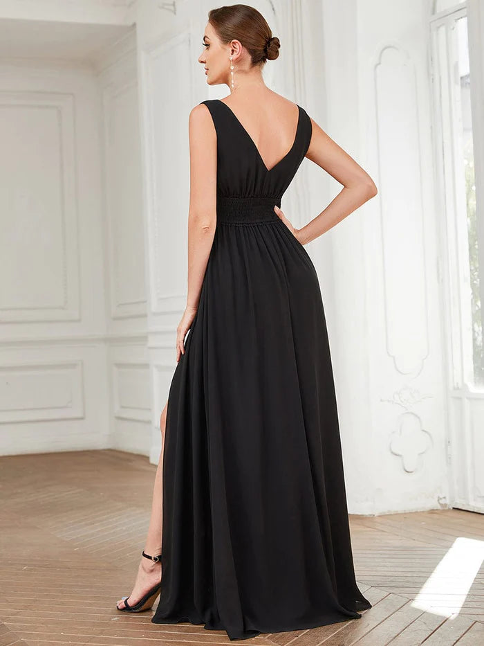 Wholesa V-Neck Sleeveless Front Slit Pleated Chiffon Bridesmaid Dress