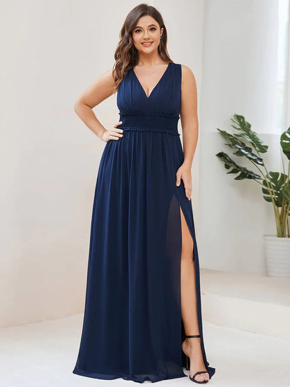 Wholesa Plus Size V-Neck Sleeveless Pleated Chiffon Bridesmaid Dress with Slit