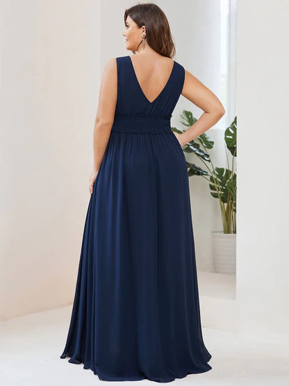 Wholesa Plus Size V-Neck Sleeveless Pleated Chiffon Bridesmaid Dress with Slit