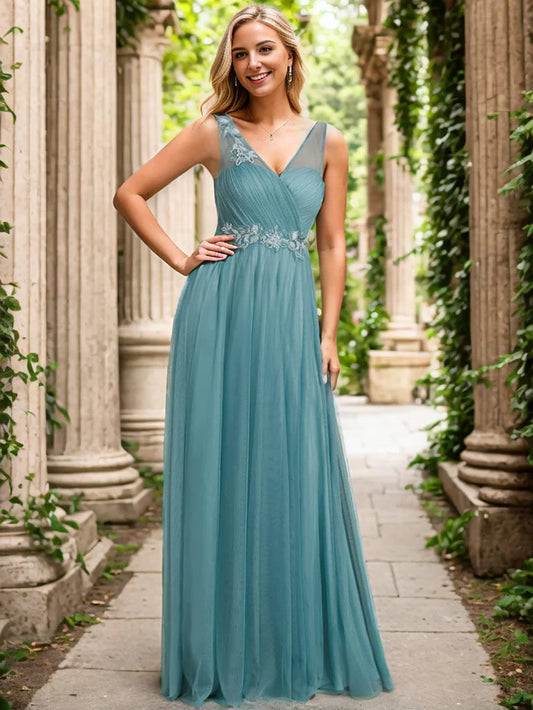 Wholesa Elegant V-Neck Applique Maxi Bridesmaid Dress