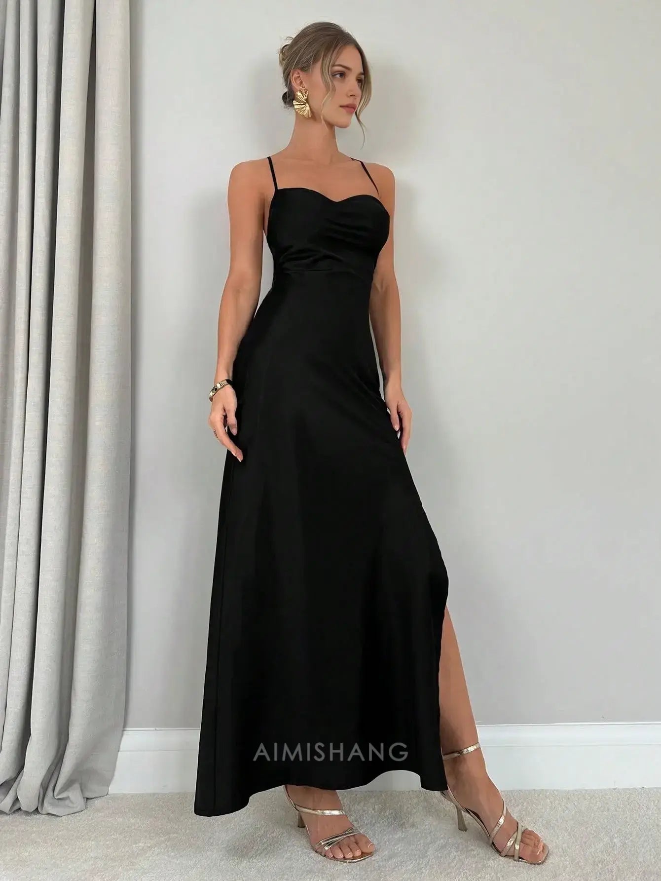 Aimishang Elegant Black Spaghetti Straps Sleeveless Long Prom Dress Simple Evening Party Dress With Slit