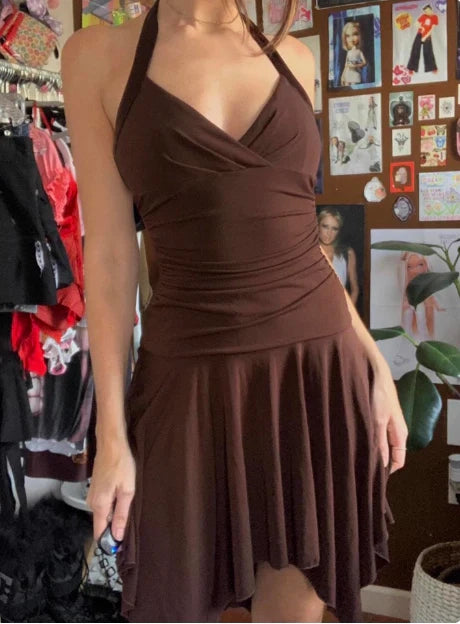 Aimishang Elegant A-Line Halter V-Neck Open Back Sleeveless Short Homecoming Dress Simple Summer Party Dress