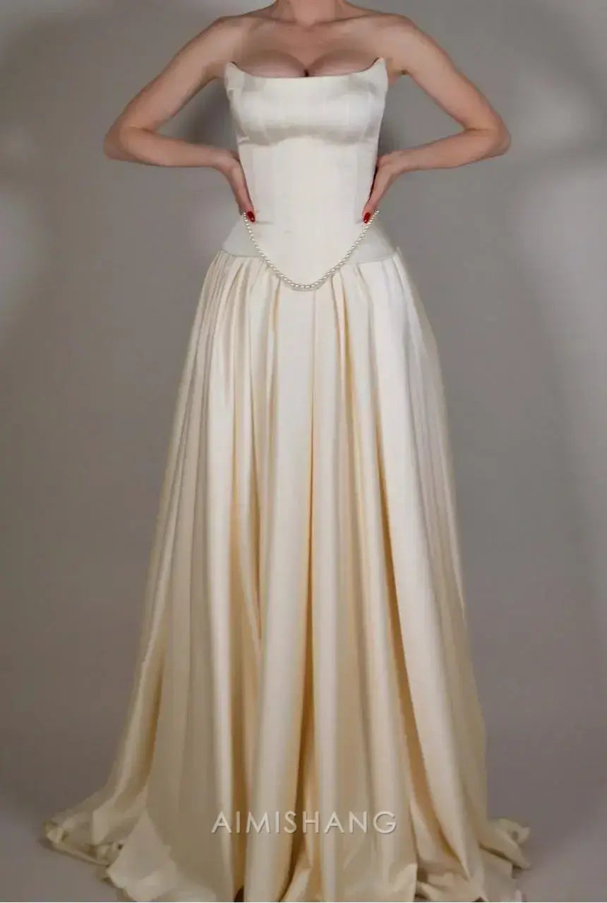 Aimishang Elegant A-Line Sleeveless Strapless Pleated Long Prom Dress with Beadings Chic Evening Party Dress Formal Gown