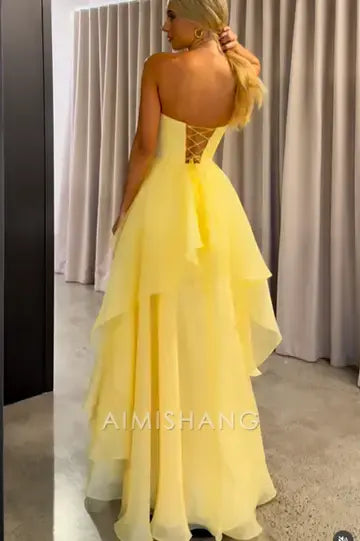 Aimishang Yellow Elegant A-Line Strapless Sleeveless Tiered Prom Dress With Slit Charming Evening Party Dress