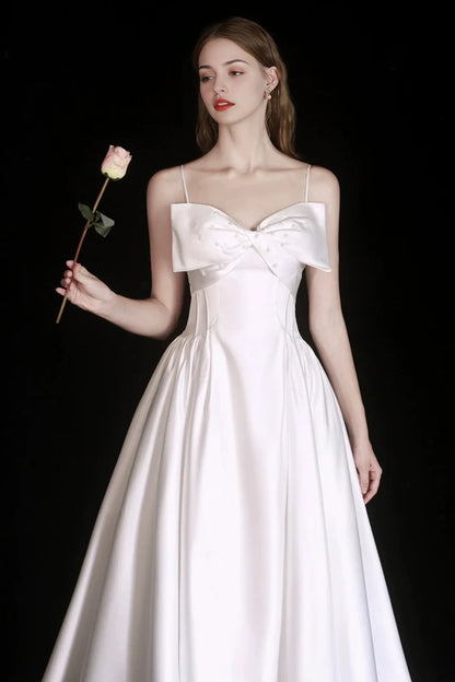 Aimishang Elegant A-line Spaghetti Straps Sleeveless Satin Long Formal Prom Dress Lovely Evening Party Dress