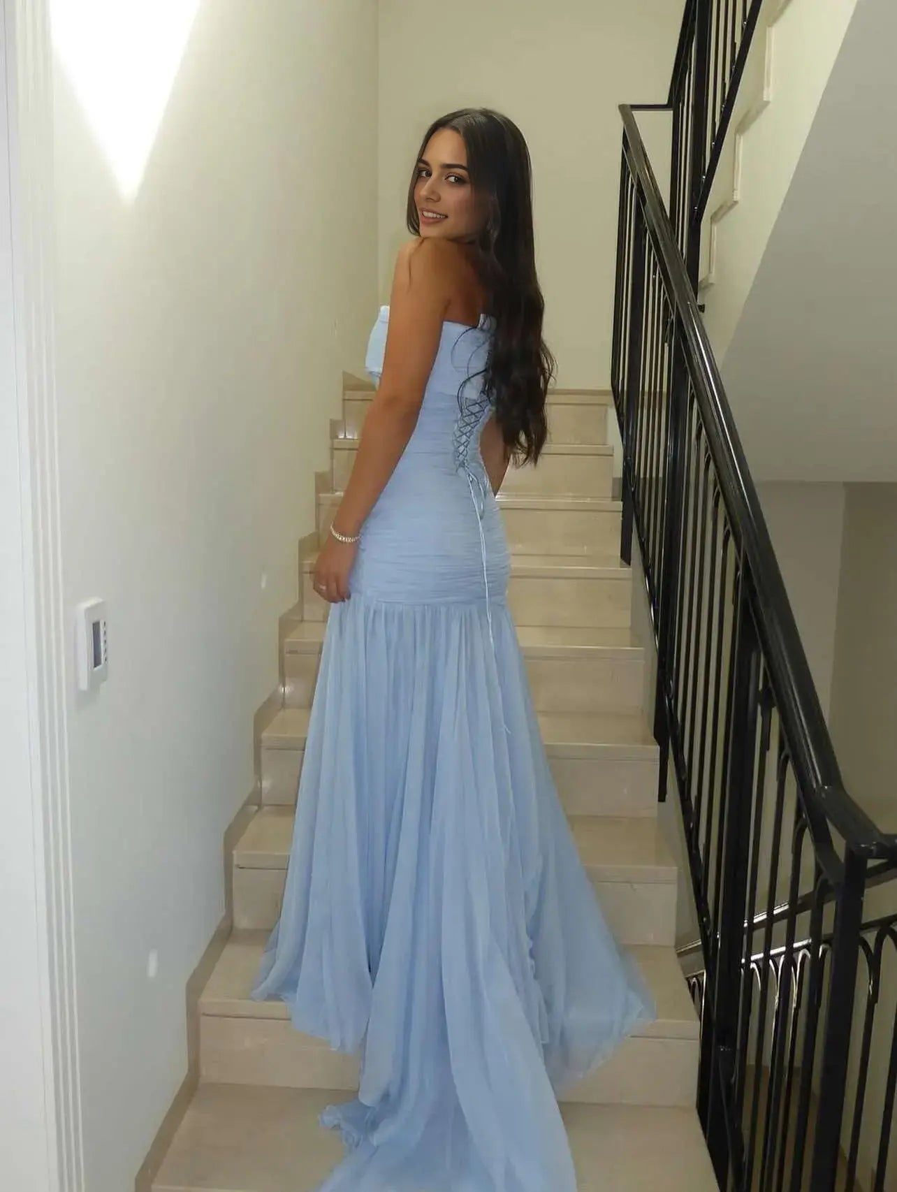 Aimishang Elegant A Line Strapless Long Formal Prom Dress Charming Sleeveless Wedding Guest Party Dress