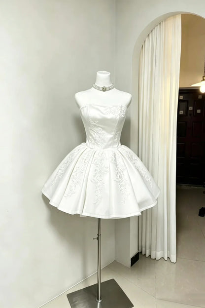 Aimishang Elegant A Line Strapless Short Party Prom Dress Chic Graduation Homecoming Dress with Bow
