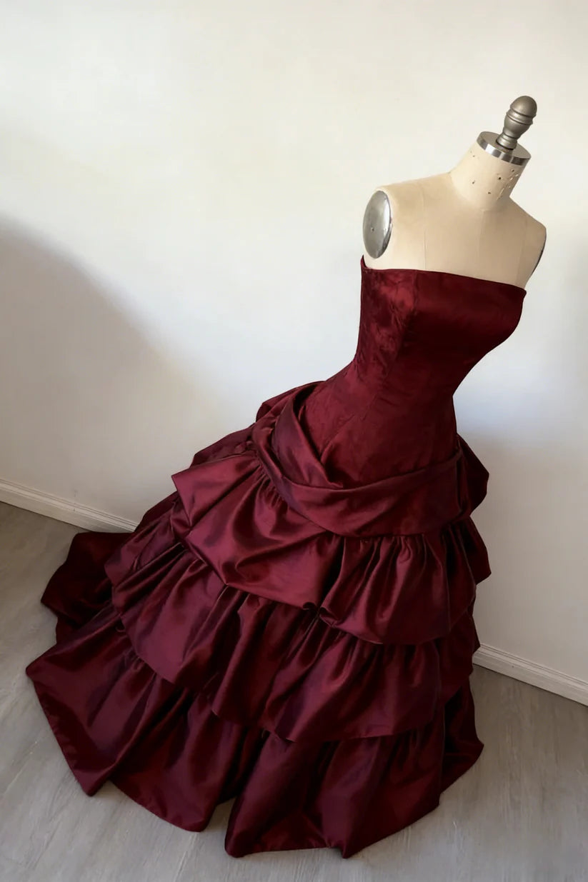 Aimishang Elegant A Line Strapless Sleeveless Graduation Dress Vintage Tiered Long Formal Prom Dress