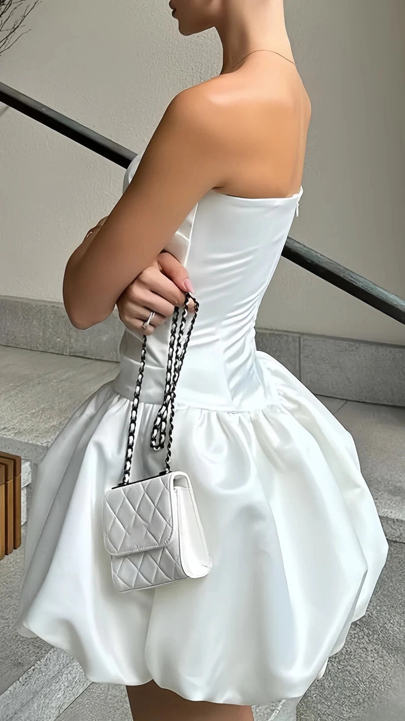 Aimishang Elegant A Line Strapless Sleeveless Satin Short/Mini Summer Party Dress Simple Graduation Homecoming Dress