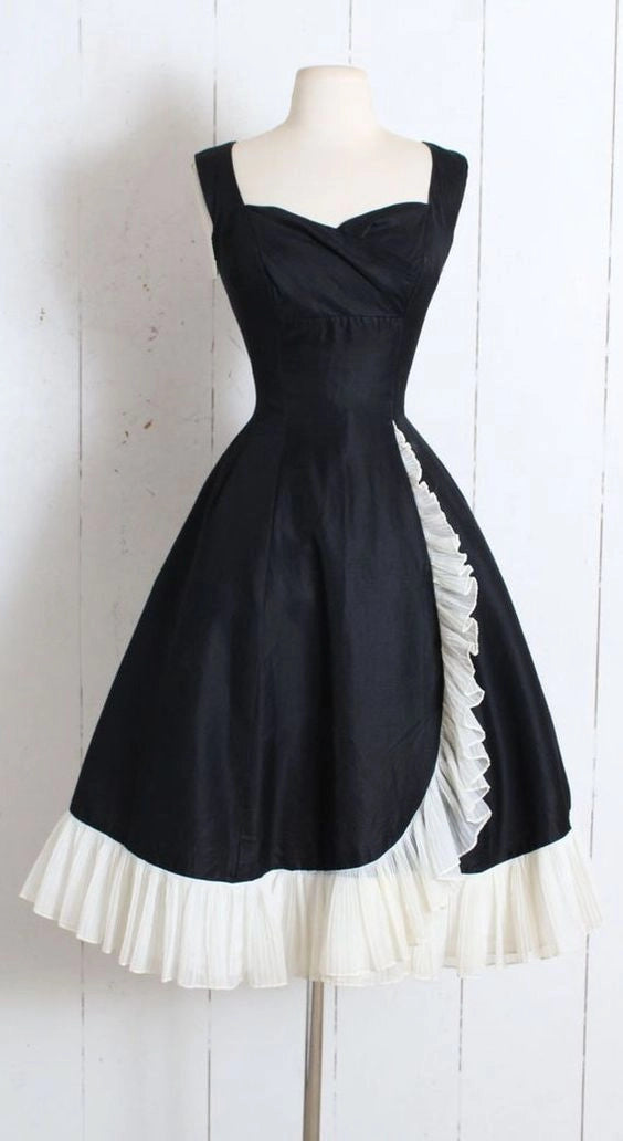 Aimishang Elegant A Line Sweetheart Sleeveless Homecoming Dress Chic Graduation Party Dress