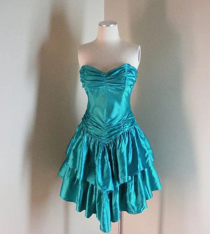Aimishang Elegant A Line Sweetheart Strapless Sleeveless Satin Short Party Prom Dress Classy Graduation Homecoming Dress