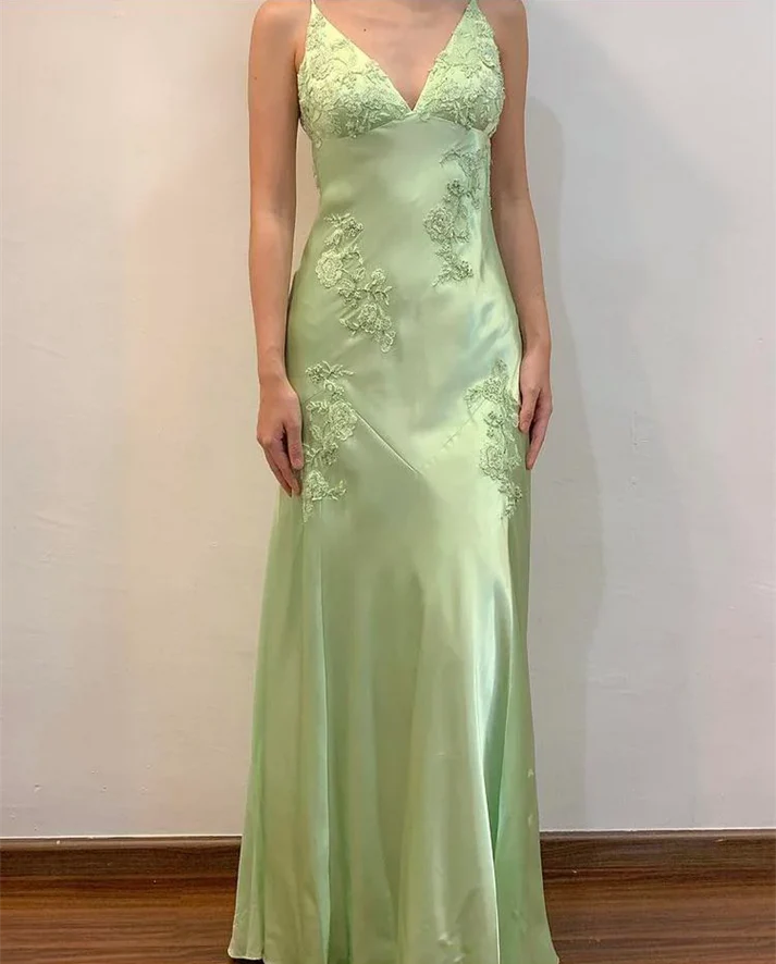 Aimishang Elegant A Line V-neck Evening Gowns Green Satin Long Prom Dresses Chic Formal Party Dress with Appliques