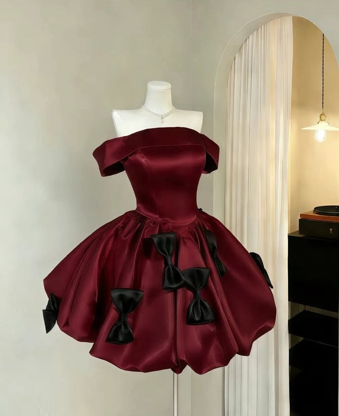 Aimishang Elegant Ball Gown Off-Shoulder Sleeveless Bow-Accent Satin Short Homecoming Dress