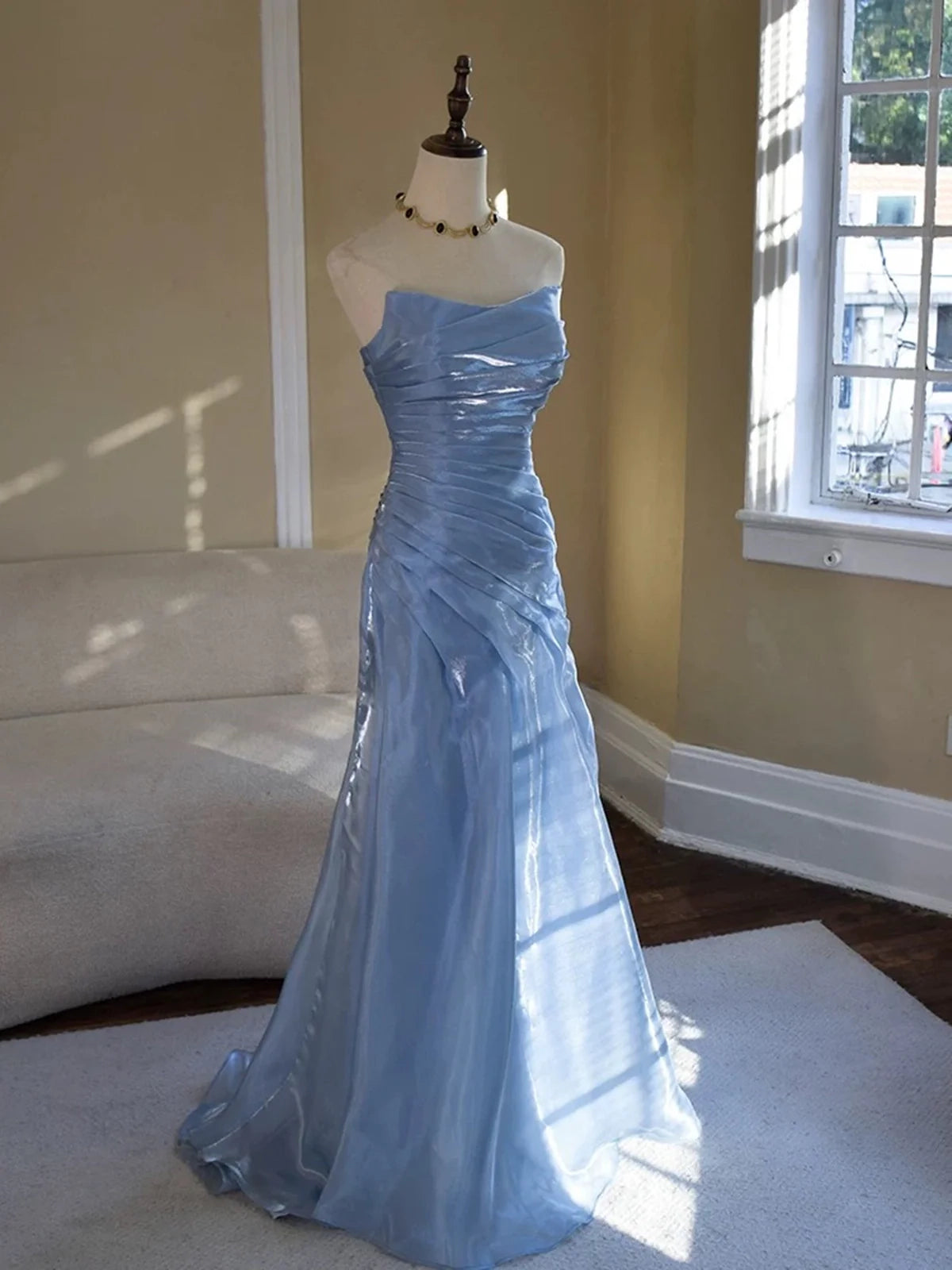 Aimishang Elegant Blue Strapless Sleeveless Pleated Long Formal Prom Dress Charming Evening Party Dress