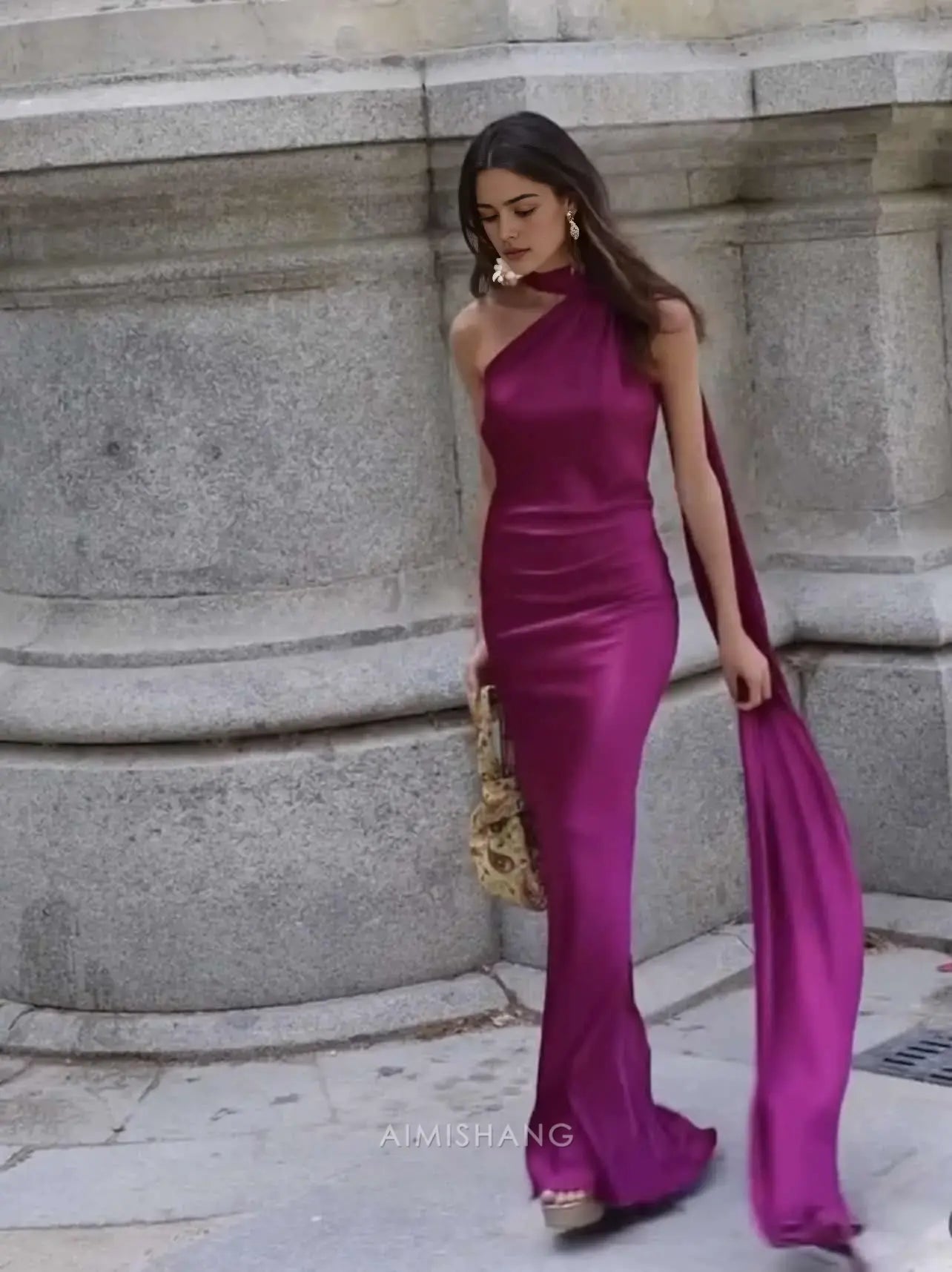 Aimishang Elegant Halter Sleeveless Satin Long Formal Prom Dress Simple Party Evening Gowns Women's Fashion Wedding Guest Dress