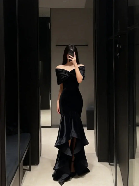 Aimishang Elegant Mermaid Off the Shoulder Ruffle Formal Prom Dress Charming Black Party Evening Dress